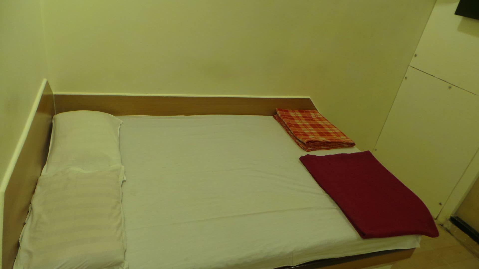 Super Oyo Hotel Dreamland Mumbai  Buitenkant foto